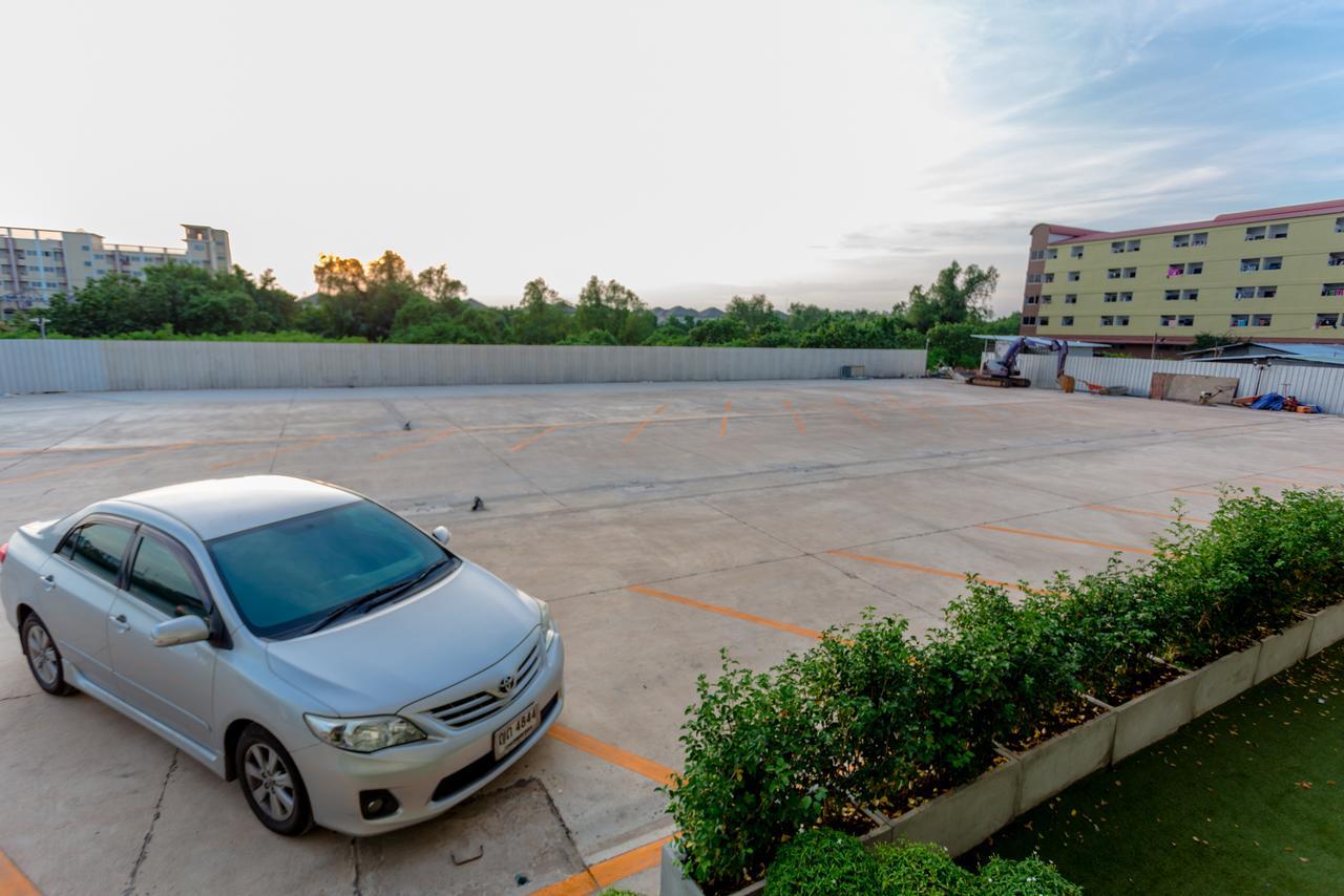 Grand Inter Hotel Samut Sakhon Exterior photo